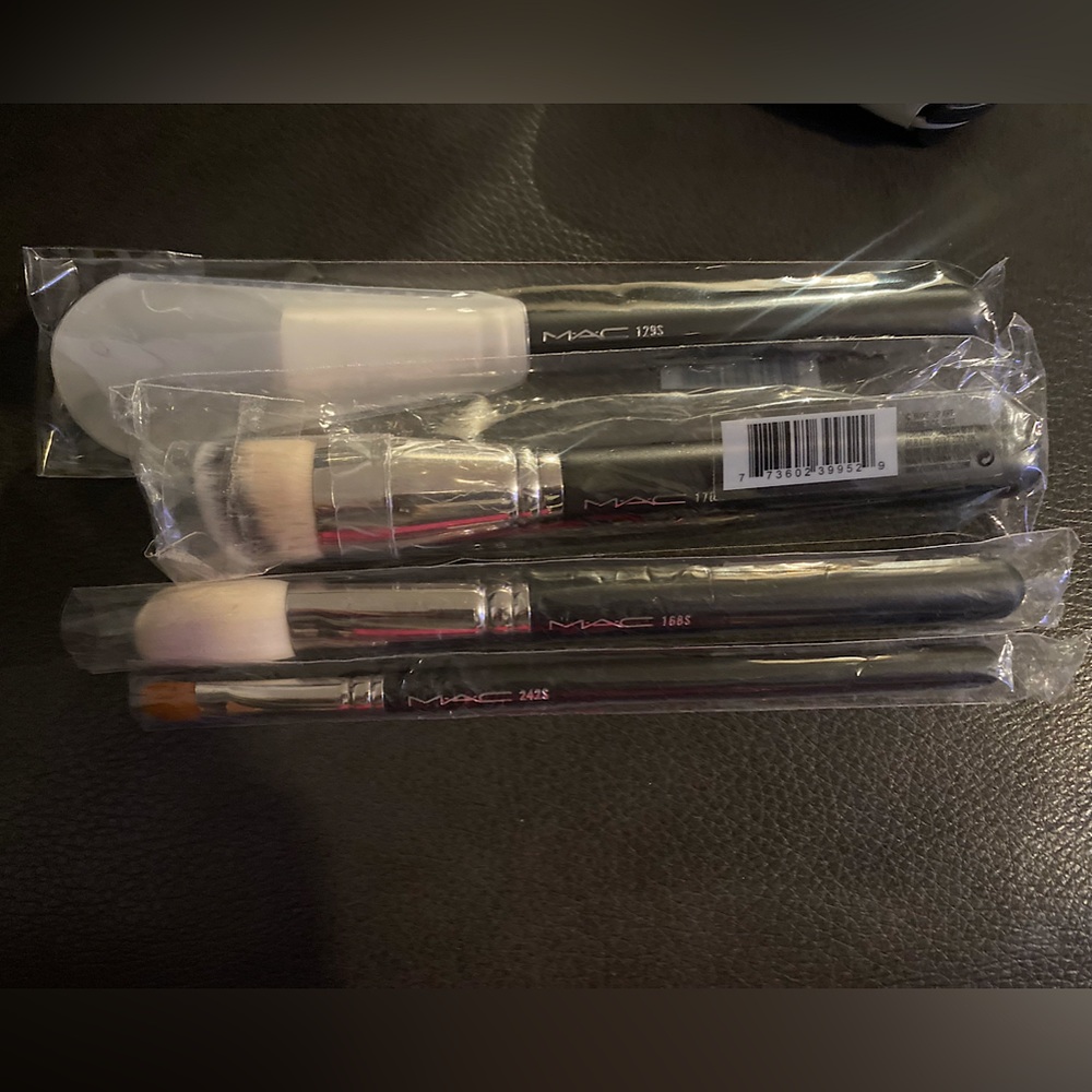 New Mac Makeup Brushes